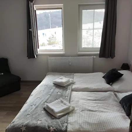 Na Zjazdovke, Borovica, Apartmán Valča